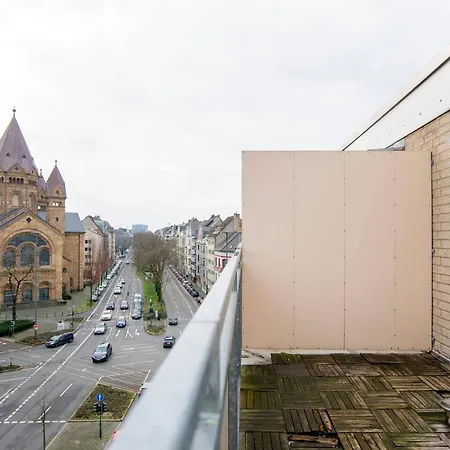 Studio Verde / City-central / Oldtown / Balcony Apartment