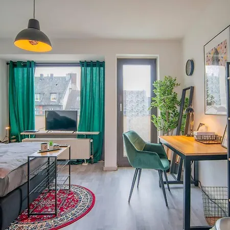 Studio Verde / City-central / Oldtown / Balcony Apartment